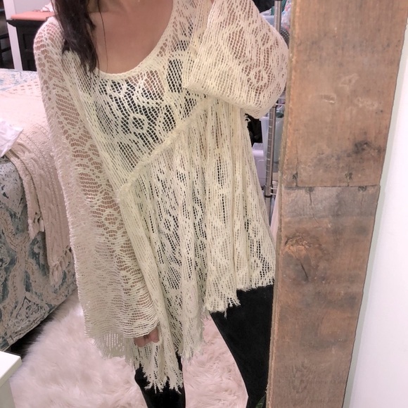 Free People boho crochet knit oversized top size xsmall/small - Picture 1 of 7